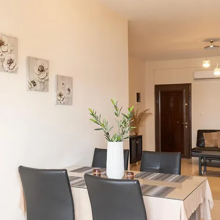 Apartment Inhouse