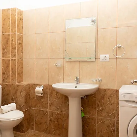 Inhouse Sarande