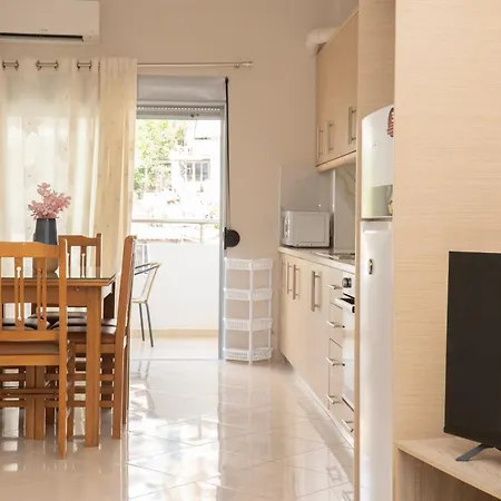 Inhouse * Sarande